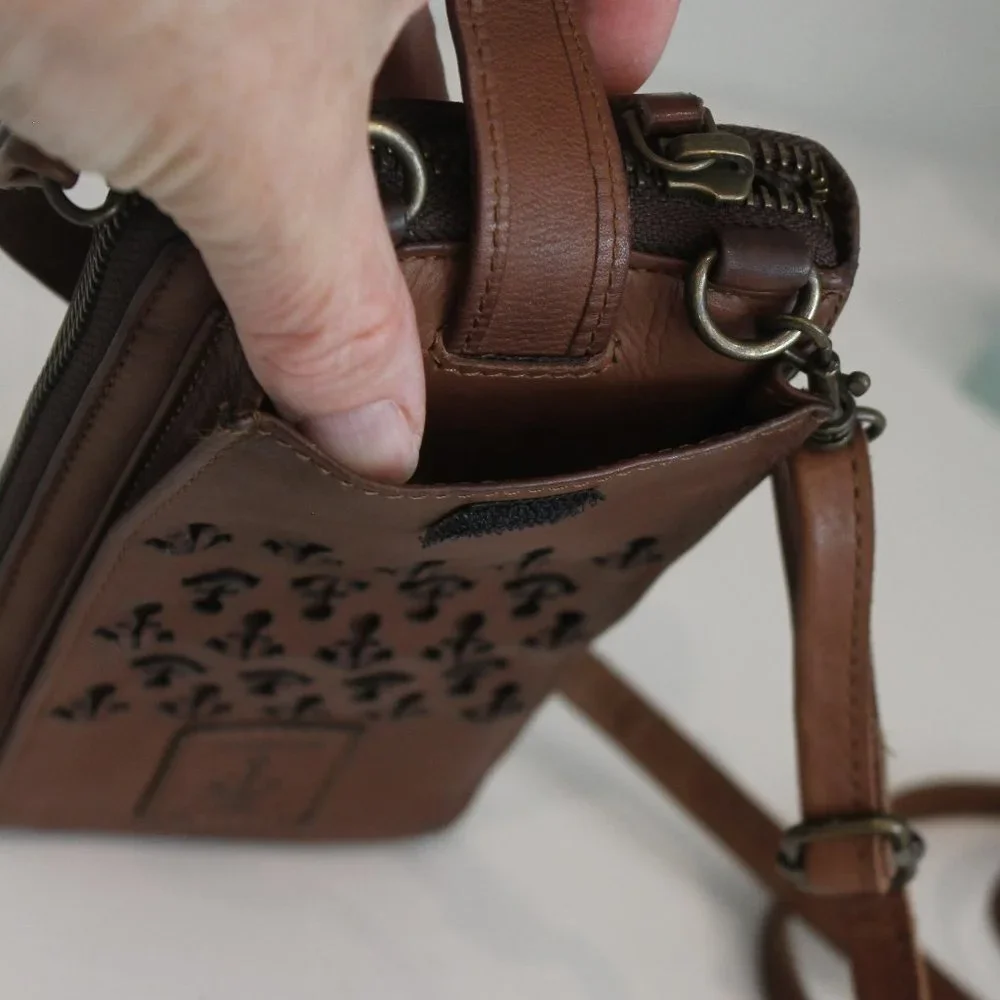 NEW Harbour 2nd Leather Crossbody Shoulder Messanger Bag Purse BROWN Cognac